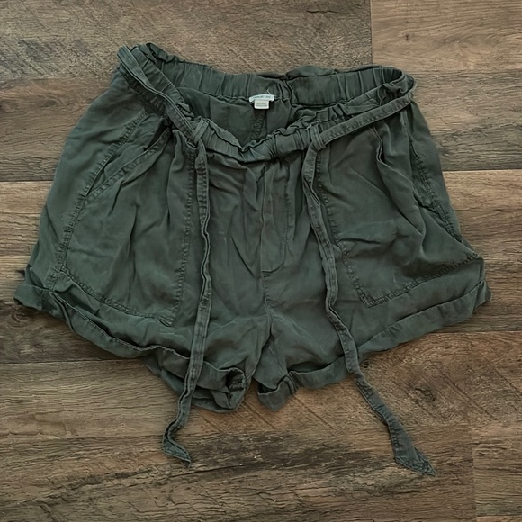 aerie Pants - Aerie Shorts Green